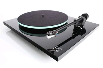 Rega Planar 2 (bez prenosky), čierna farba, rozbalené